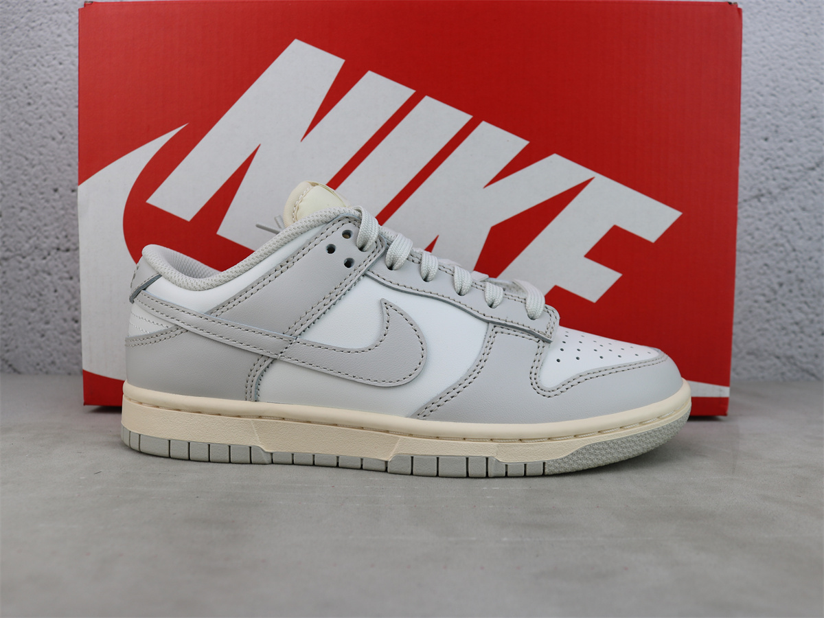 M Batch Nike Dunk Low WMNS Light Bone DD1503 107